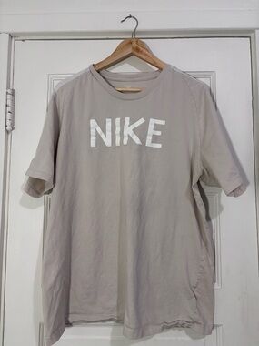 Nike Short-Sleeve T-Shirt in Light Tan